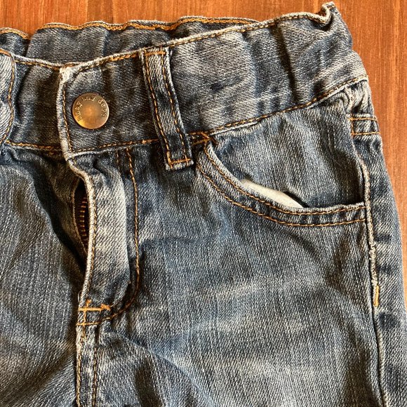 Boys Distressed Jeans - Picture 3 of 4